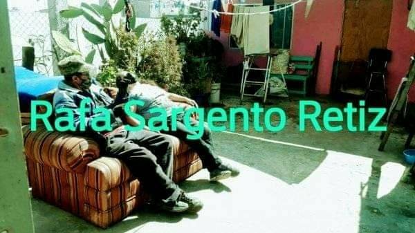 Página de Facebook Academia